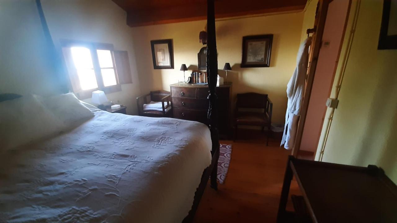 Вилла Celler Colltor Santa Maria de Olo Экстерьер фото